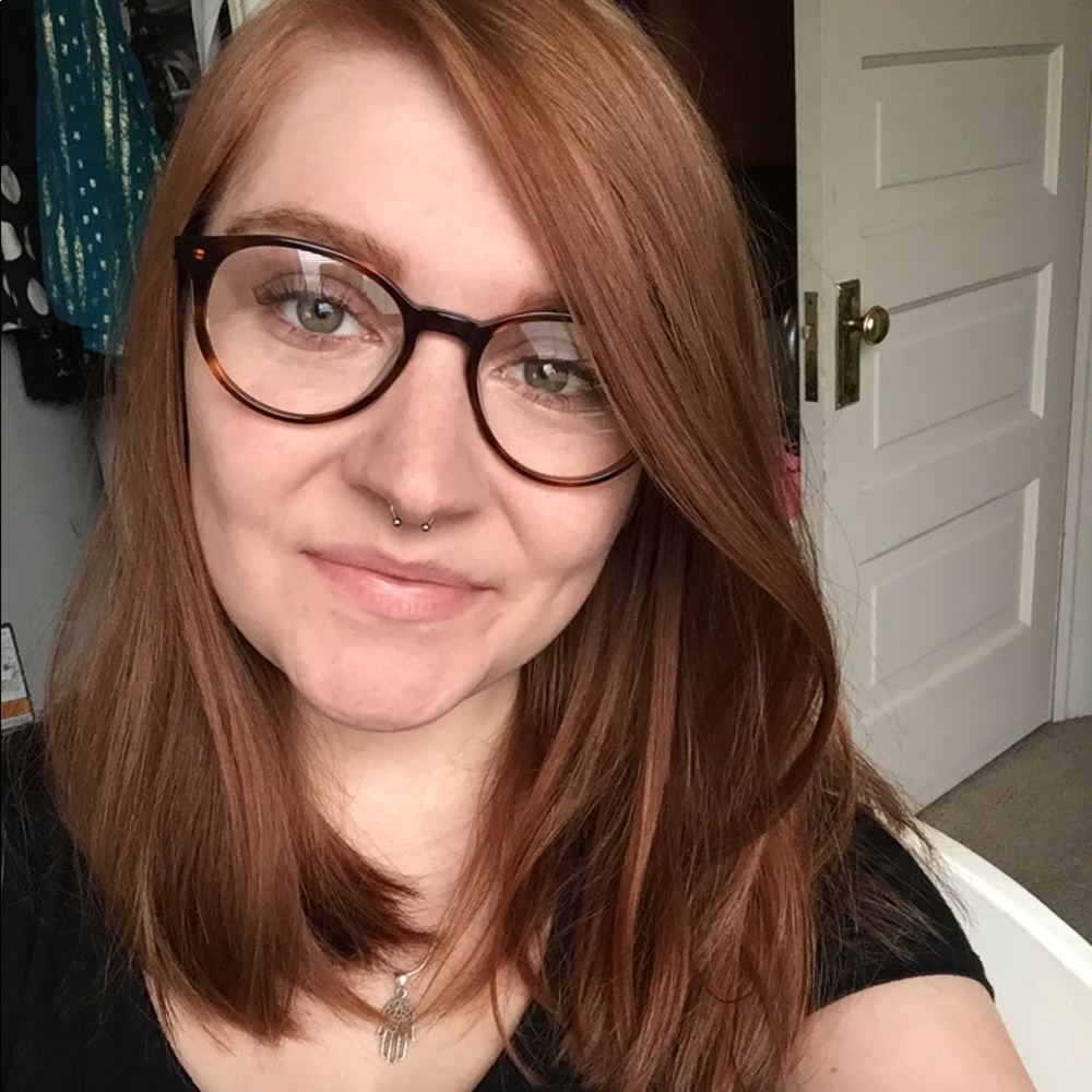 Meet your Posher, Halee